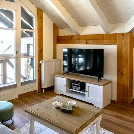 Toller Ausblick, Berge, Sonne, Balkon - Zentral In Gr Appartement *